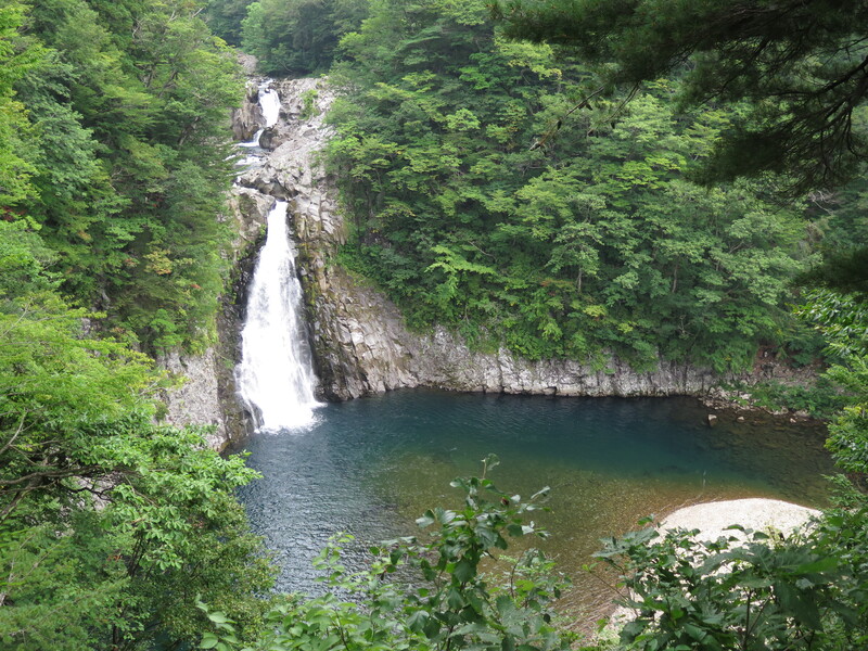 20150811.11.Hottai Waterfall.jpg